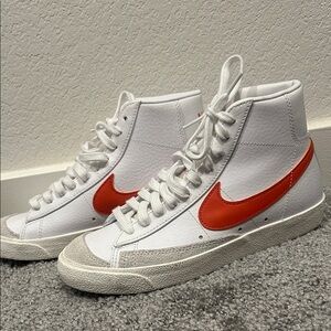 Nike White and Red High-Tops